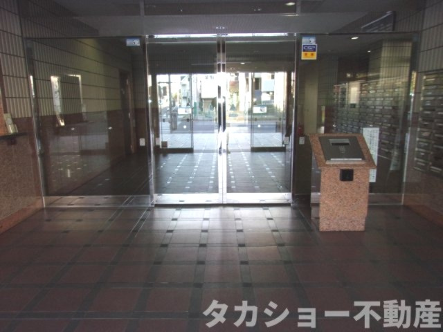 ライオンズプラザ稲毛海岸のエントランス|清潔なエントランスです