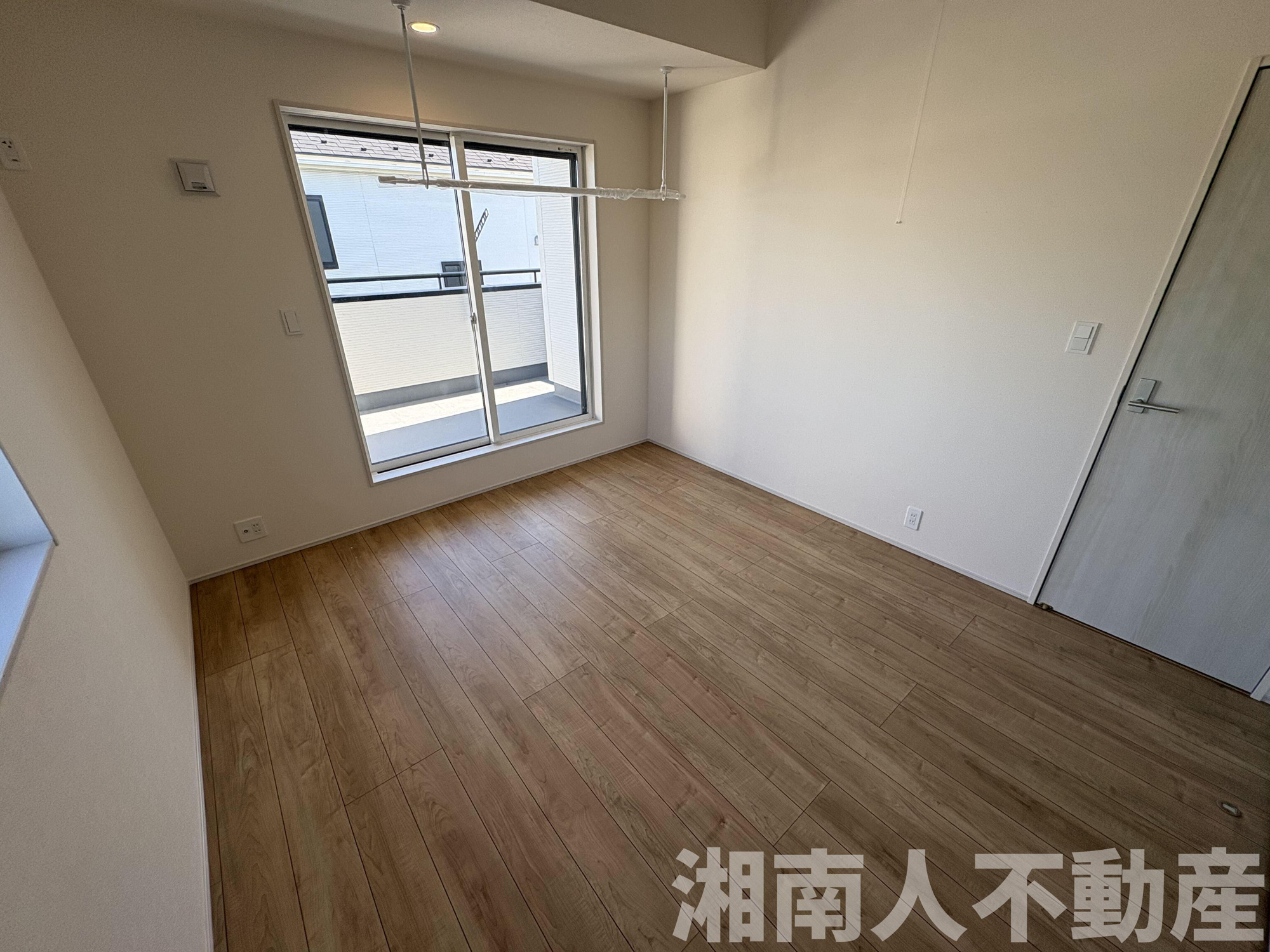 平塚市南原２丁目１４１新築戸建ての洋室|洋室です