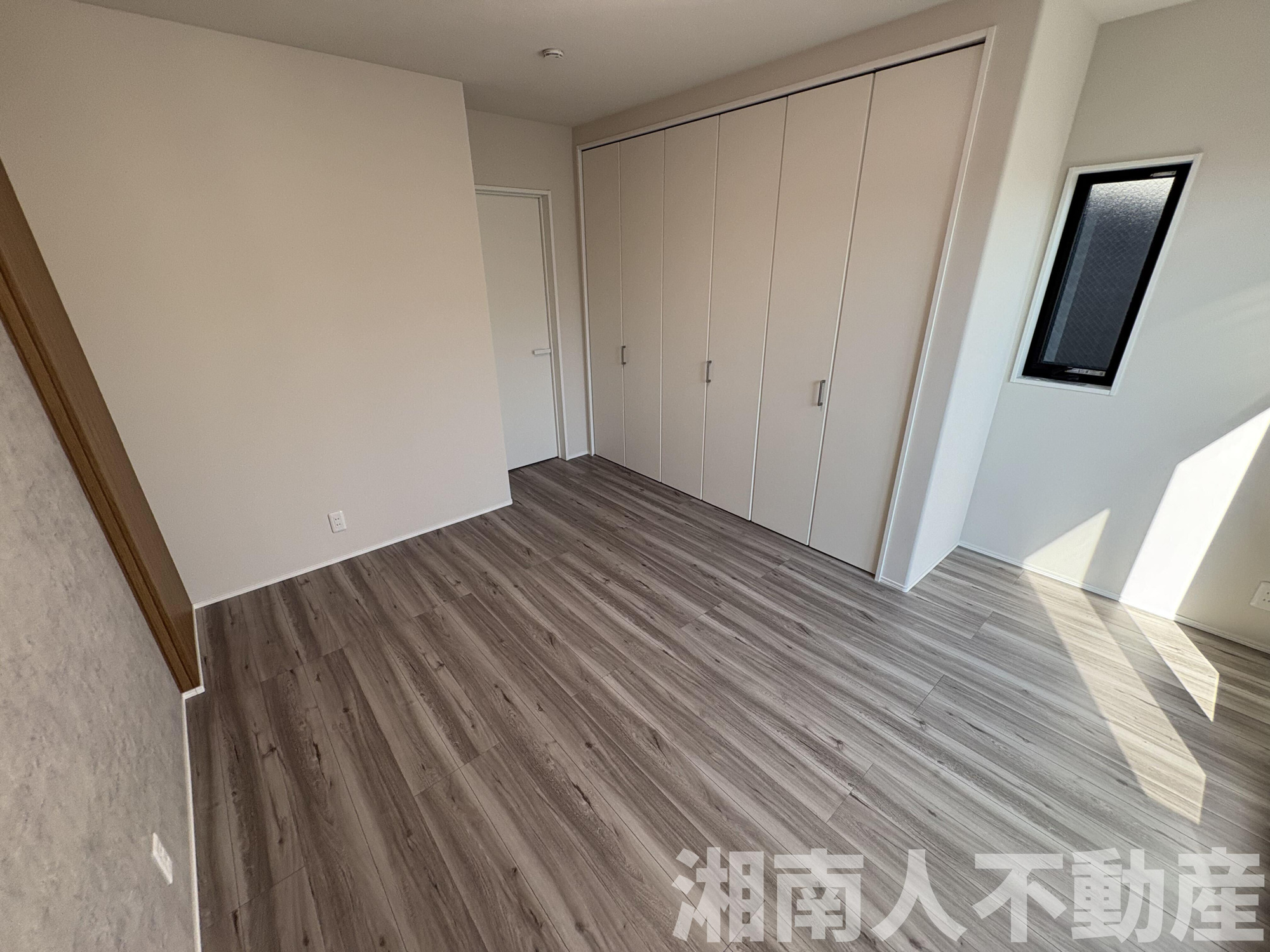 平塚市南原２丁目１１７－４新築戸建ての洋室|コンパクトで使いやすい洋室です