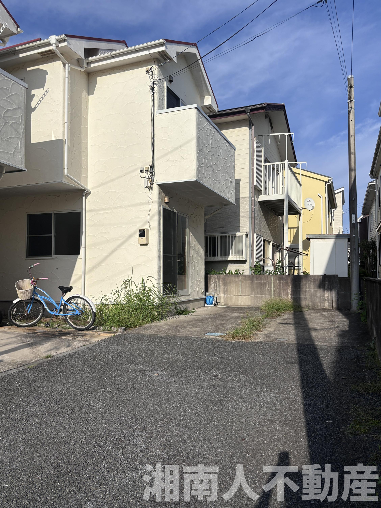 茅ケ崎市白浜町戸建の前面道路含む現地写真|前面道路含む現地写真です