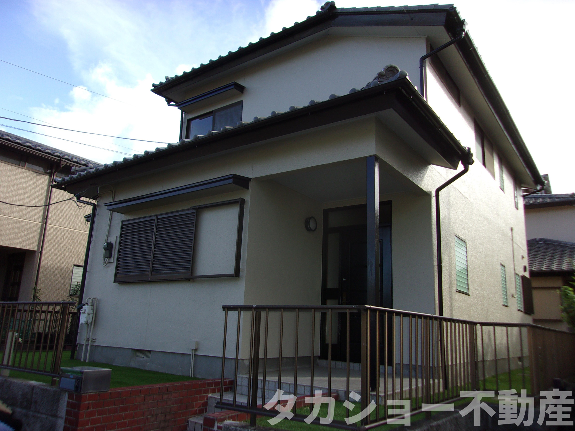 市原市東国分寺台5丁目　中古戸建の外観|外観は落ち着いています