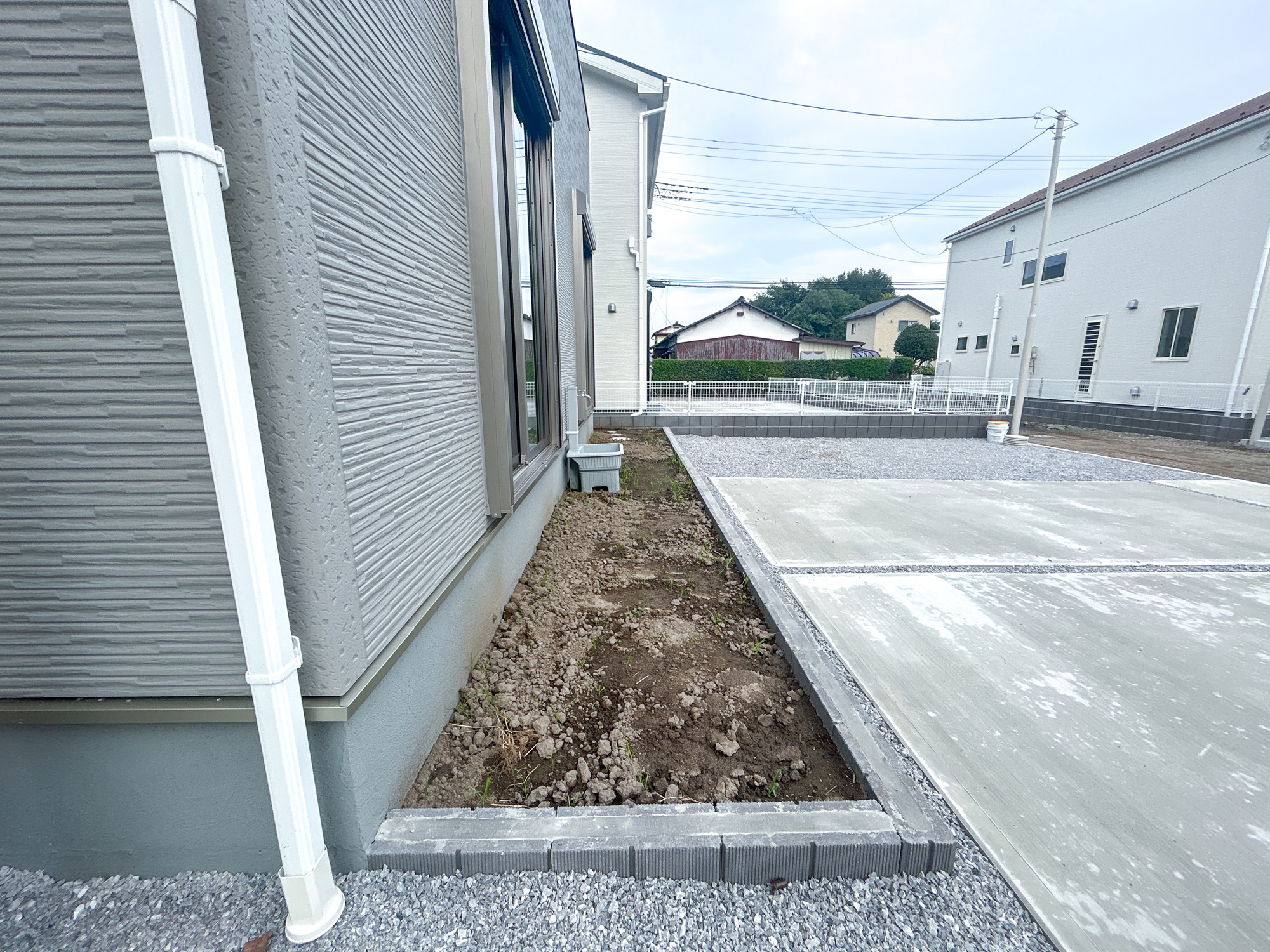 高崎市中豊岡町第5　新築住宅全4棟の庭|お庭での家庭菜園・ガーデニングを通じて、お子様と一緒に育てていくと、思い出も増えていきそうですね♪