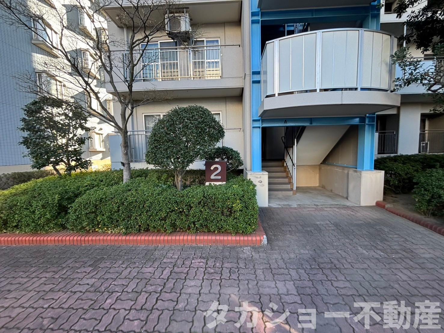 検見川マリンタウン　2号棟のエントランス