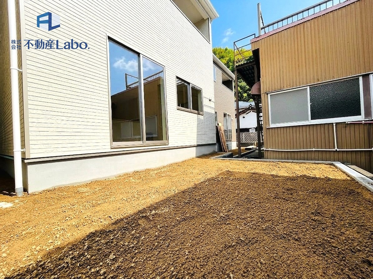 クレイドルガーデン葵区羽鳥第12　全2棟の庭|●お庭スペース● 家庭菜園やお子さまのプールなどいろいろなことに使用できるうれしい広さのお庭スペース♪