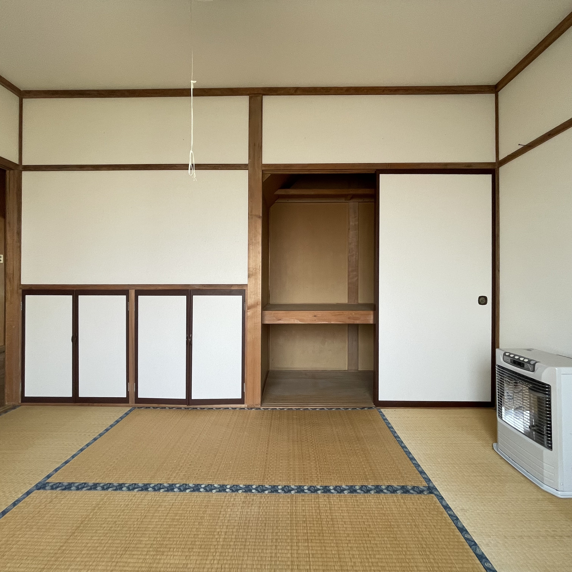登別市若草町4丁目26-5　中古住宅の収納