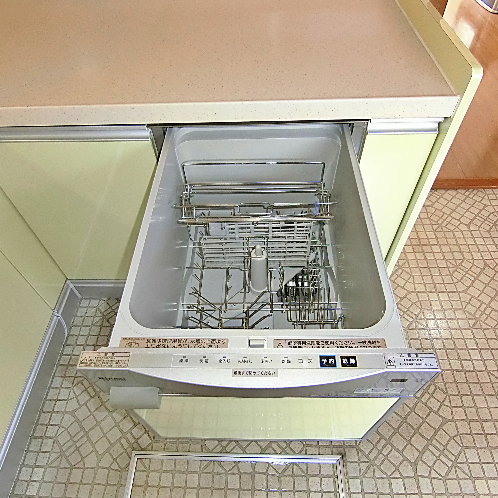 登別市若草町2丁目12-5　中古住宅のキッチン