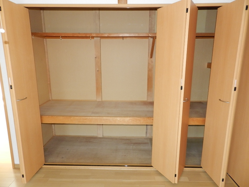室蘭市港南町1丁目13-7　長屋収益住宅の洋室