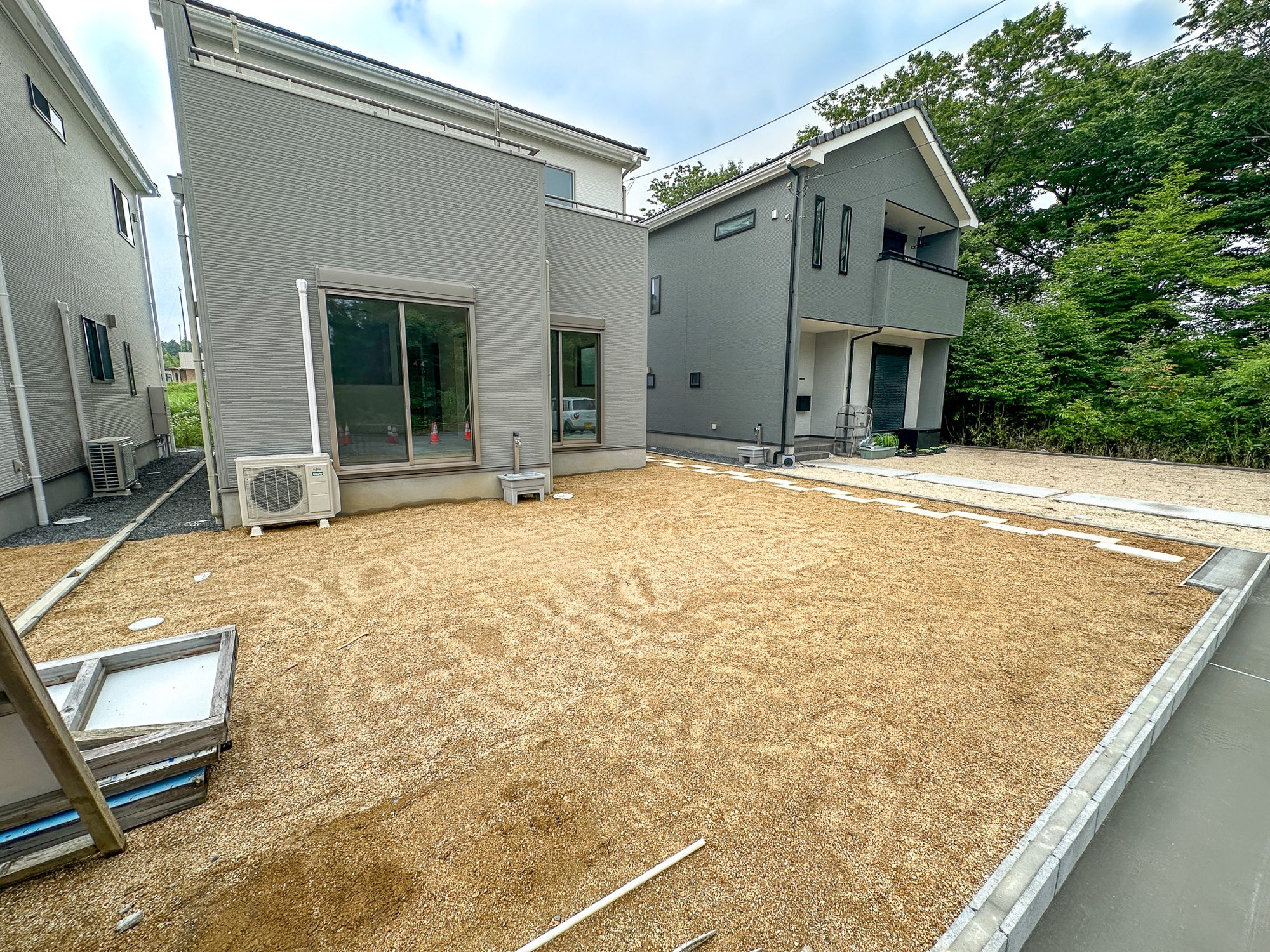 那須塩原市埼玉の新築一戸建の庭|お庭での家庭菜園・ガーデニングを通じて、お子様と一緒に育てていくと、思い出も増えていきそうですね♪