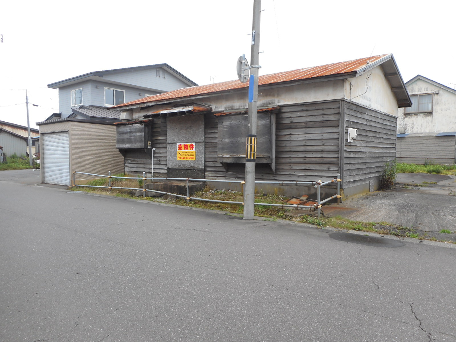 登別市栄町4丁目8-3　土地の土地図