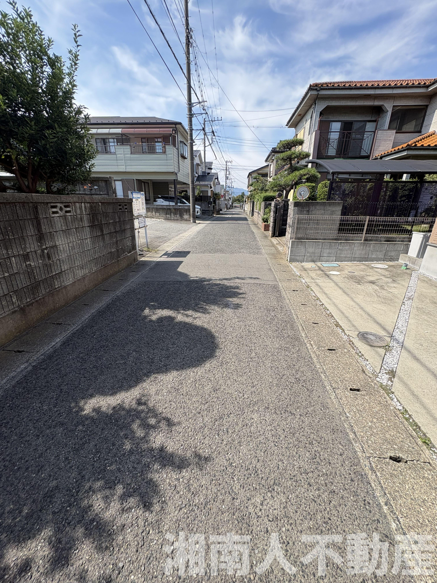 平塚市南原３丁目　中古戸建　43.10坪の前面道路含む現地写真|前面道路含む現地写真です