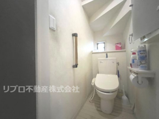 柏市南増尾３丁目戸建のトイレ|１階トイレ