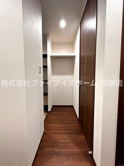【富士見東みずほ台沢 1号棟　玄関】