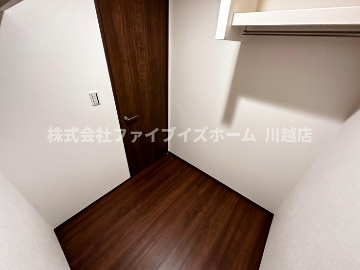 【富士見東みずほ台沢 1号棟　ファミリークローク】