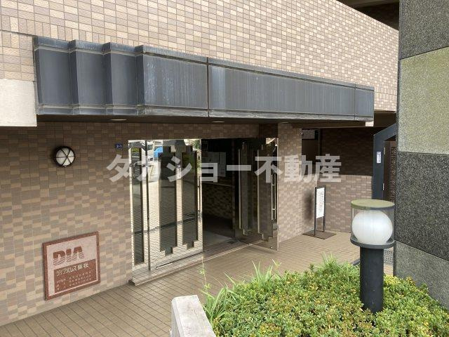 ダイアパレス蘇我　502のエントランス|毎日通るエントランスはこのようになっています