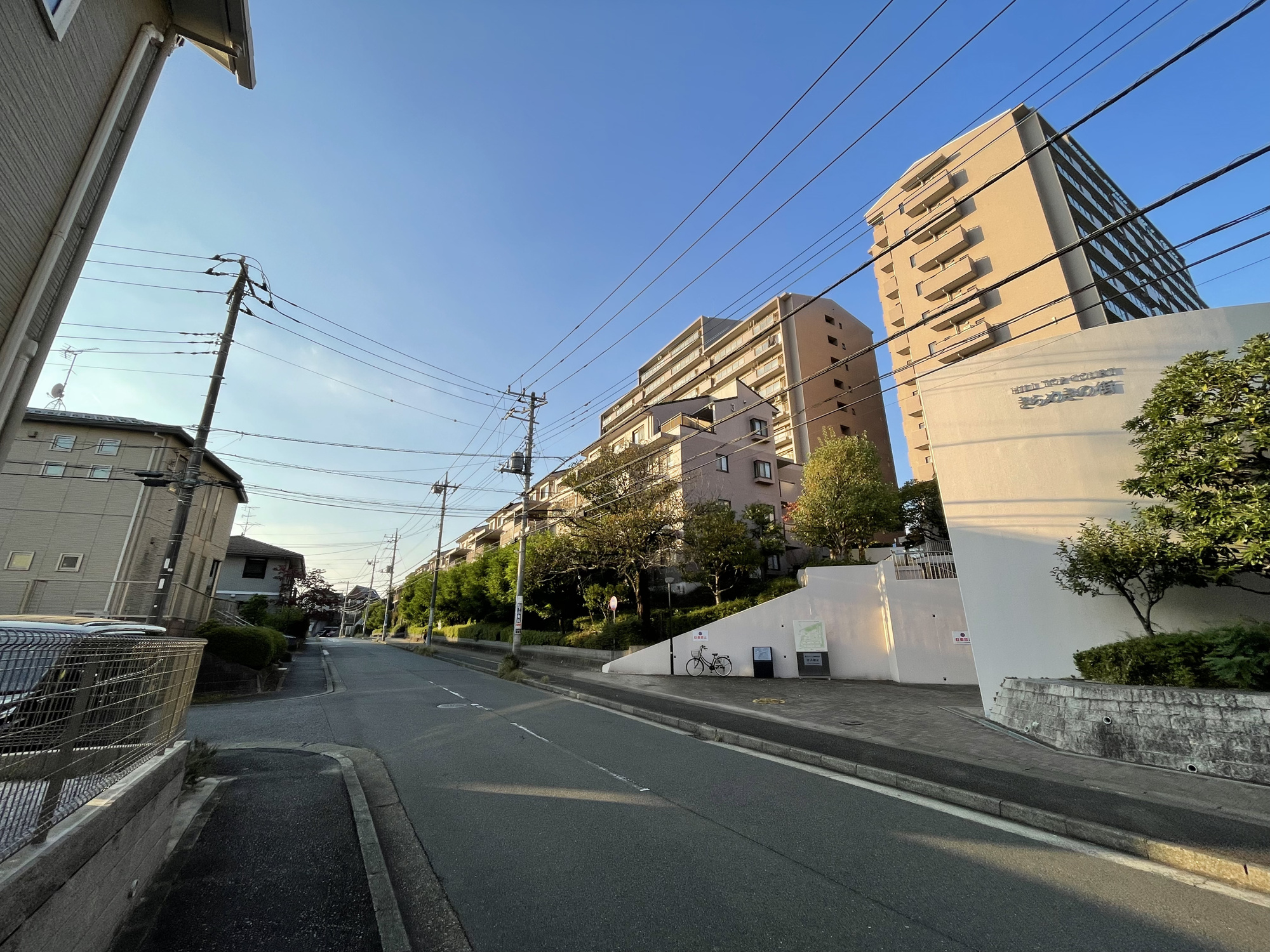 ヒルトップコートきらめきの街３番館の外観