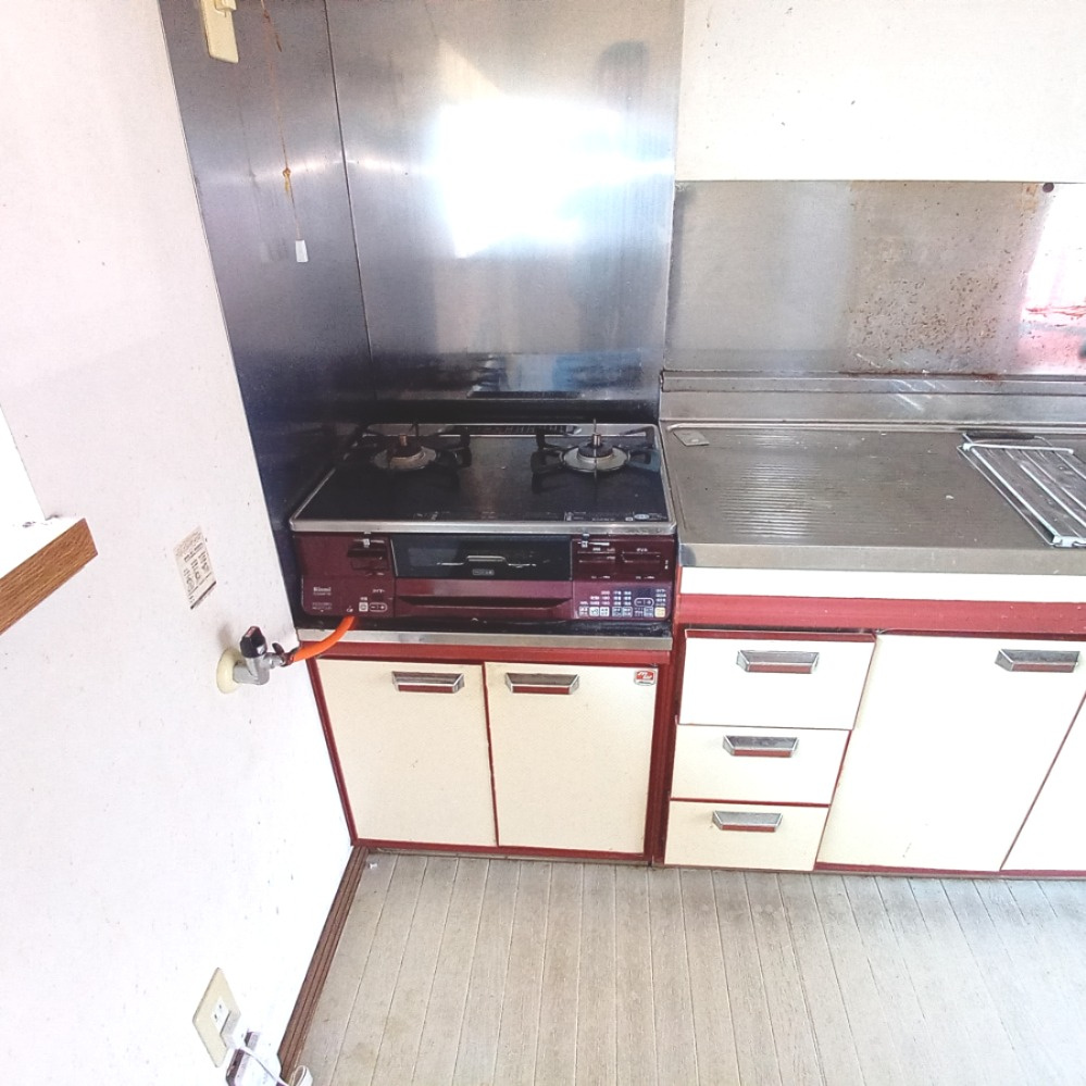 登別市片倉町4丁目21-1　中古住宅のキッチン