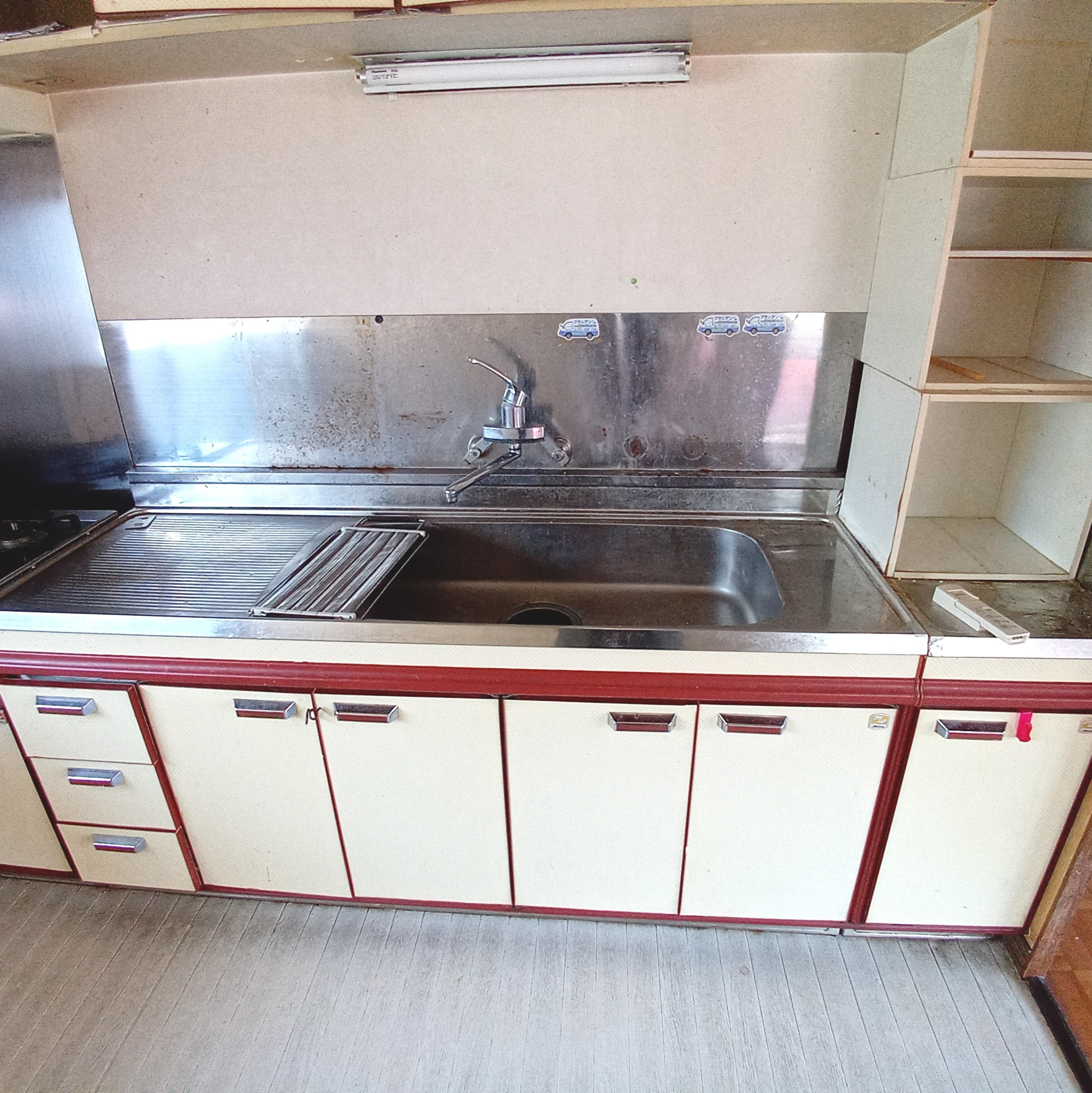 登別市片倉町4丁目21-1　中古住宅のキッチン