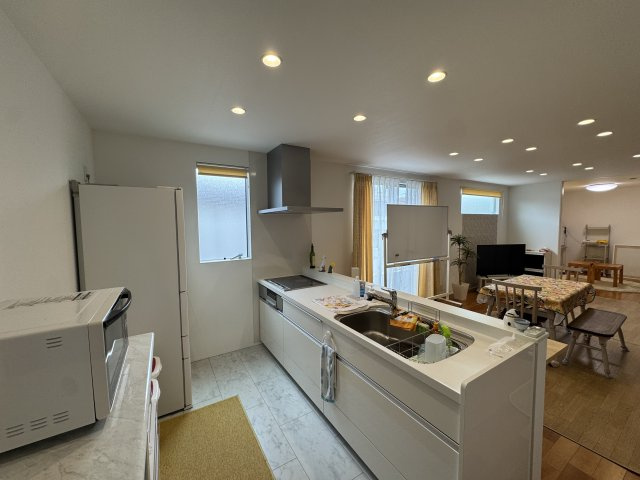 -三丁目不動産-　本庄市柏1丁目　注文住宅　オール電化のキッチン