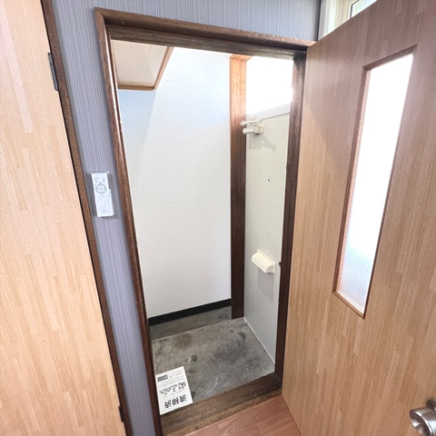 登別市中央町5丁目19-2　ハイデンス5の玄関