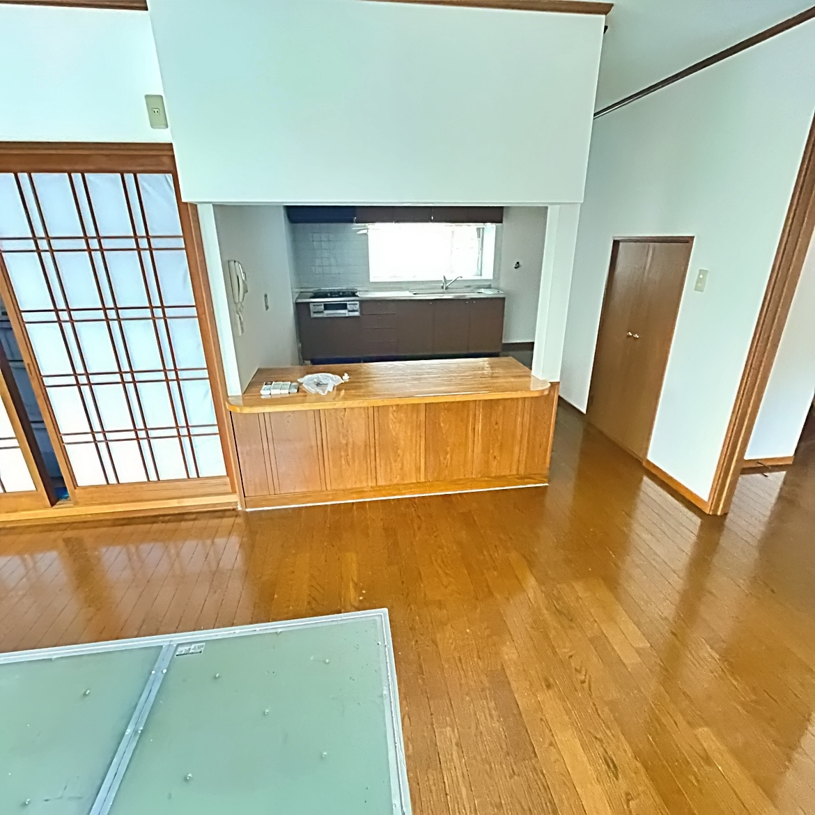 室蘭市陣屋町2丁目11-15　中古住宅のキッチン