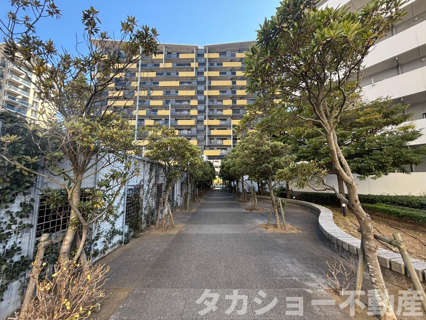 パティオスアバンセの外観