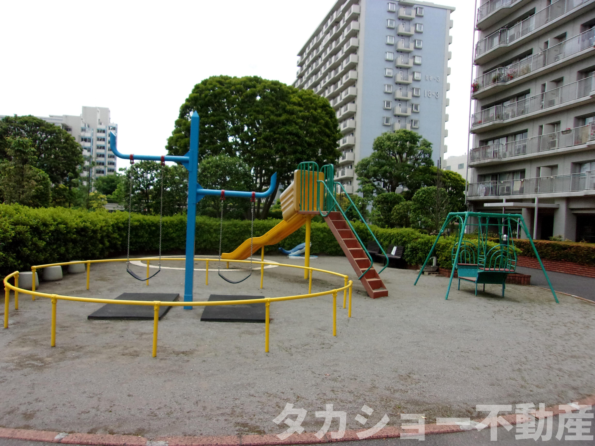 検見川ハウス　D棟の周辺