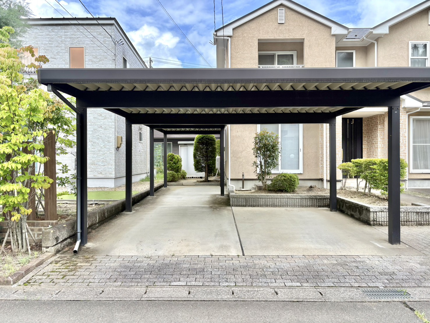 名取市愛島台二丁目中古戸建の駐車場