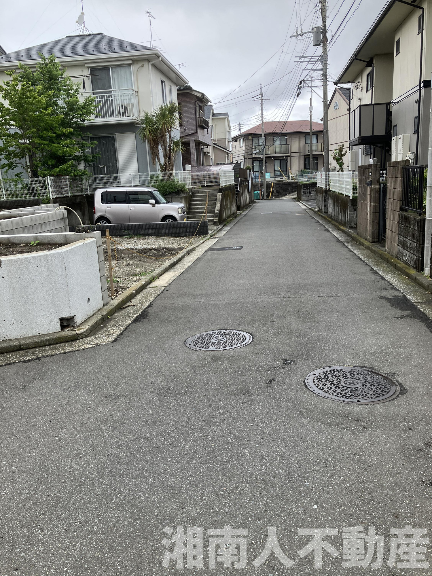 横浜市栄区飯島町８２２－６新築戸建ての前面道路含む現地写真|前面道路含む現地写真です