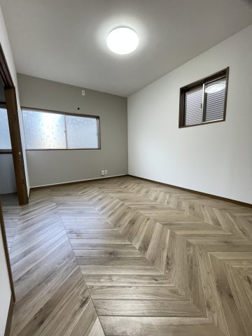 堺市中区深井北町52-54の洋室|ゆったりした洋室です