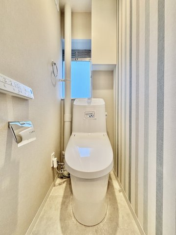 新金岡参丁壱番住宅第壱八棟のトイレ|落ち着いたトイレです