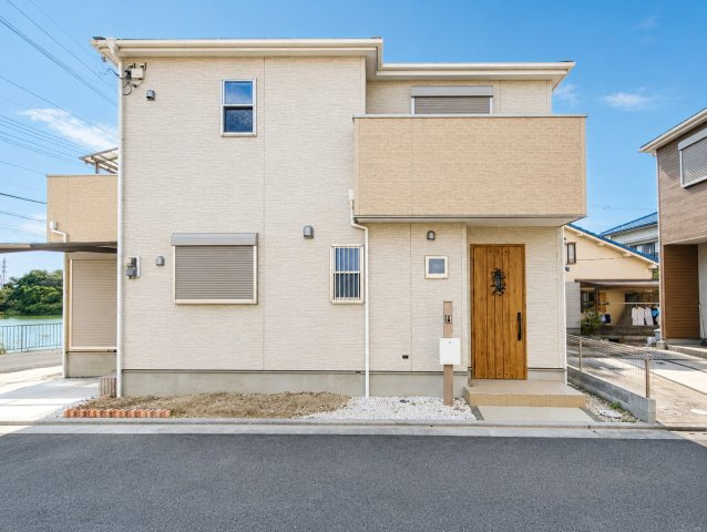 堺市美原区大保戸建の外観|外はこのようになっています