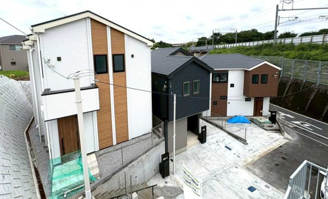 横浜市旭区本宿町 新築戸建て【仲介手数料無料】の外観