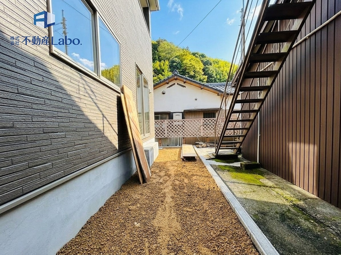 クレイドルガーデン葵区羽鳥第12　全2棟の庭|●お庭スペース● 家庭菜園やガーデニングなど活用できます♪