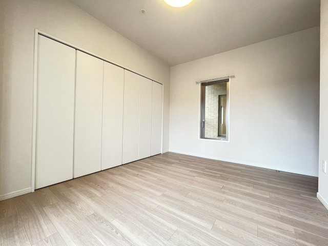 ライオンズマンション宝塚武庫川町の洋室|ゆったりした洋室です
