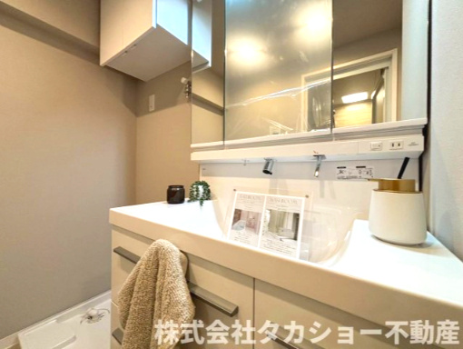 東千葉ハイツ　参号棟の独立洗面台|使いやすい独立洗面台です