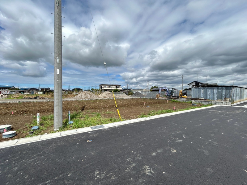 3号棟　前面道路含む現地写真（2026/09/05撮影）