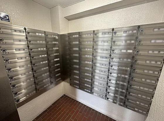 ローレルハイツ武庫之荘の設備|集合ポスト