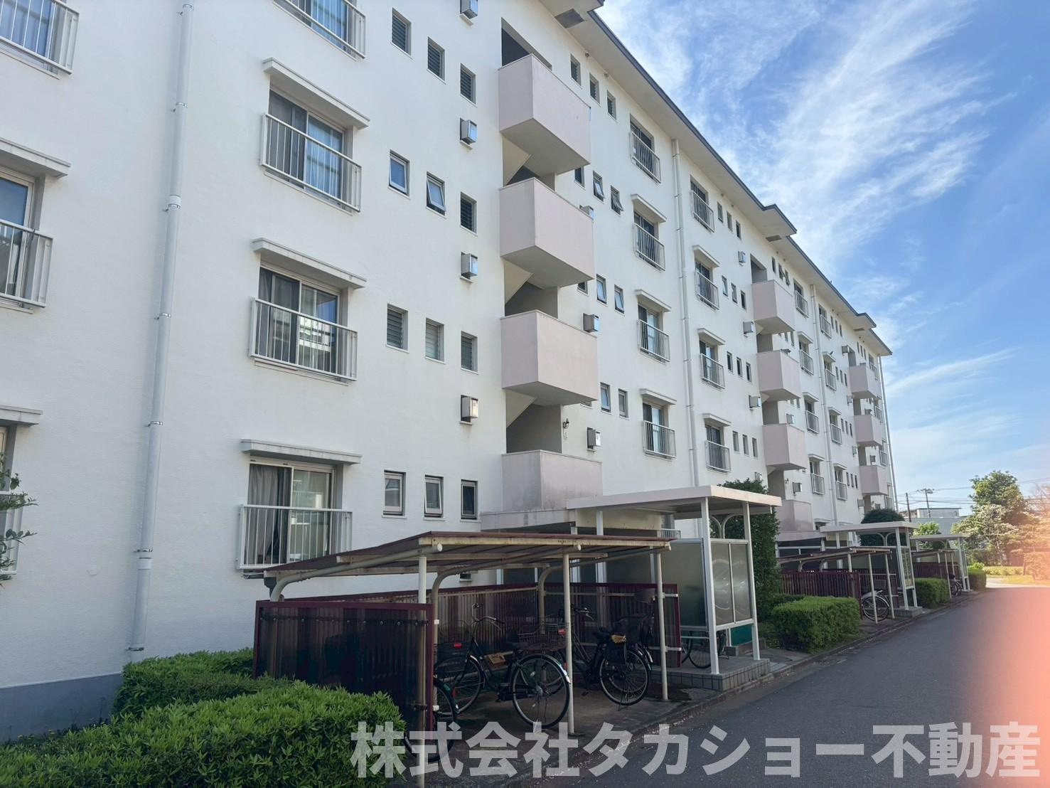高洲二丁目住宅7-6号棟の外観