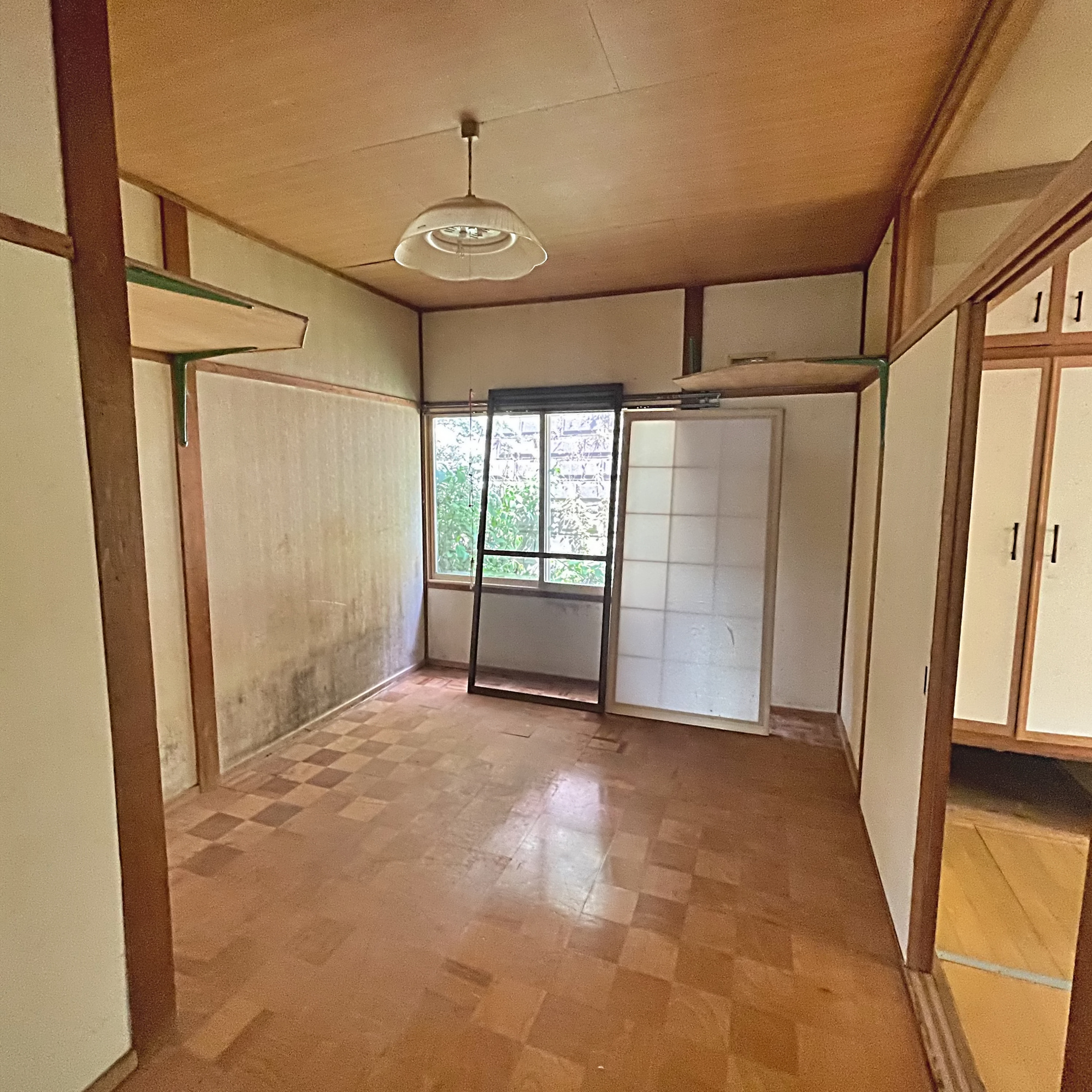 室蘭市増市町1丁目9-5 　中古住宅の洋室