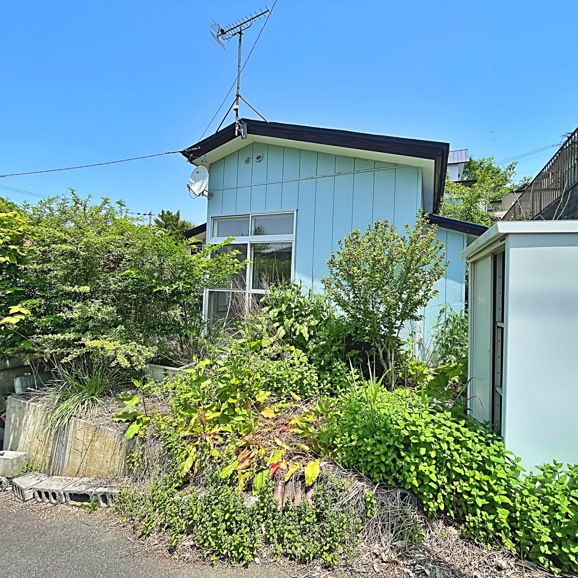 室蘭市増市町1丁目9-5 　中古住宅の庭