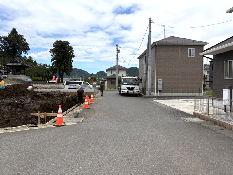 《現地前面道路　南 6.0ｍ 公道》