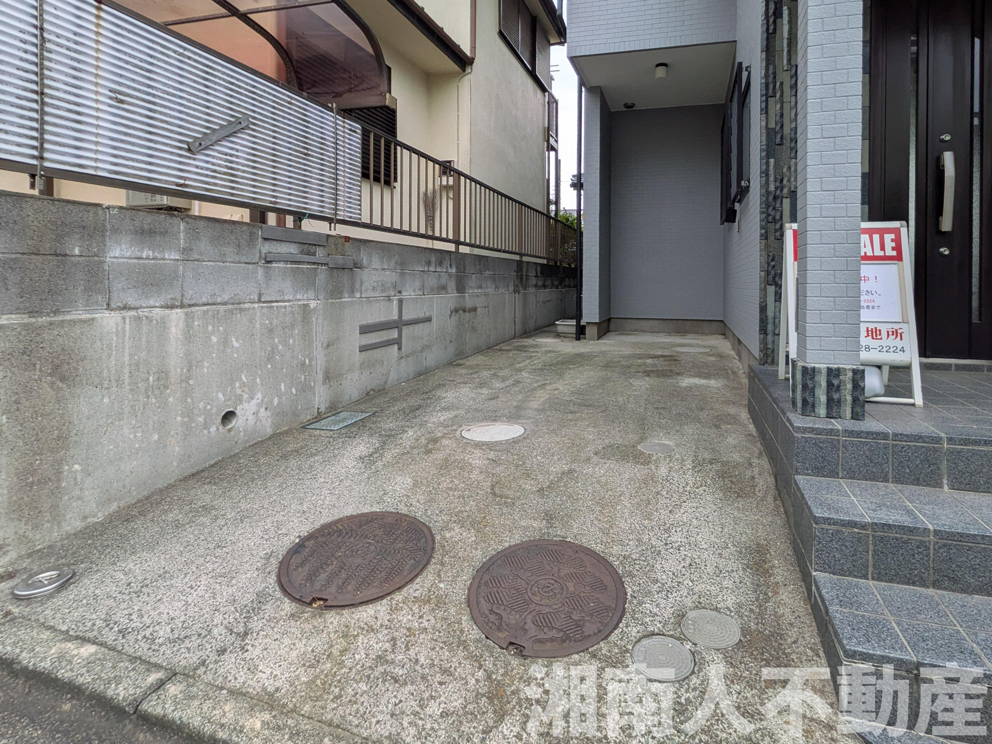 藤沢市並木台１丁目１１－１４戸建の駐車場|車をお持ちの方に嬉しい駐車場付きの物件です