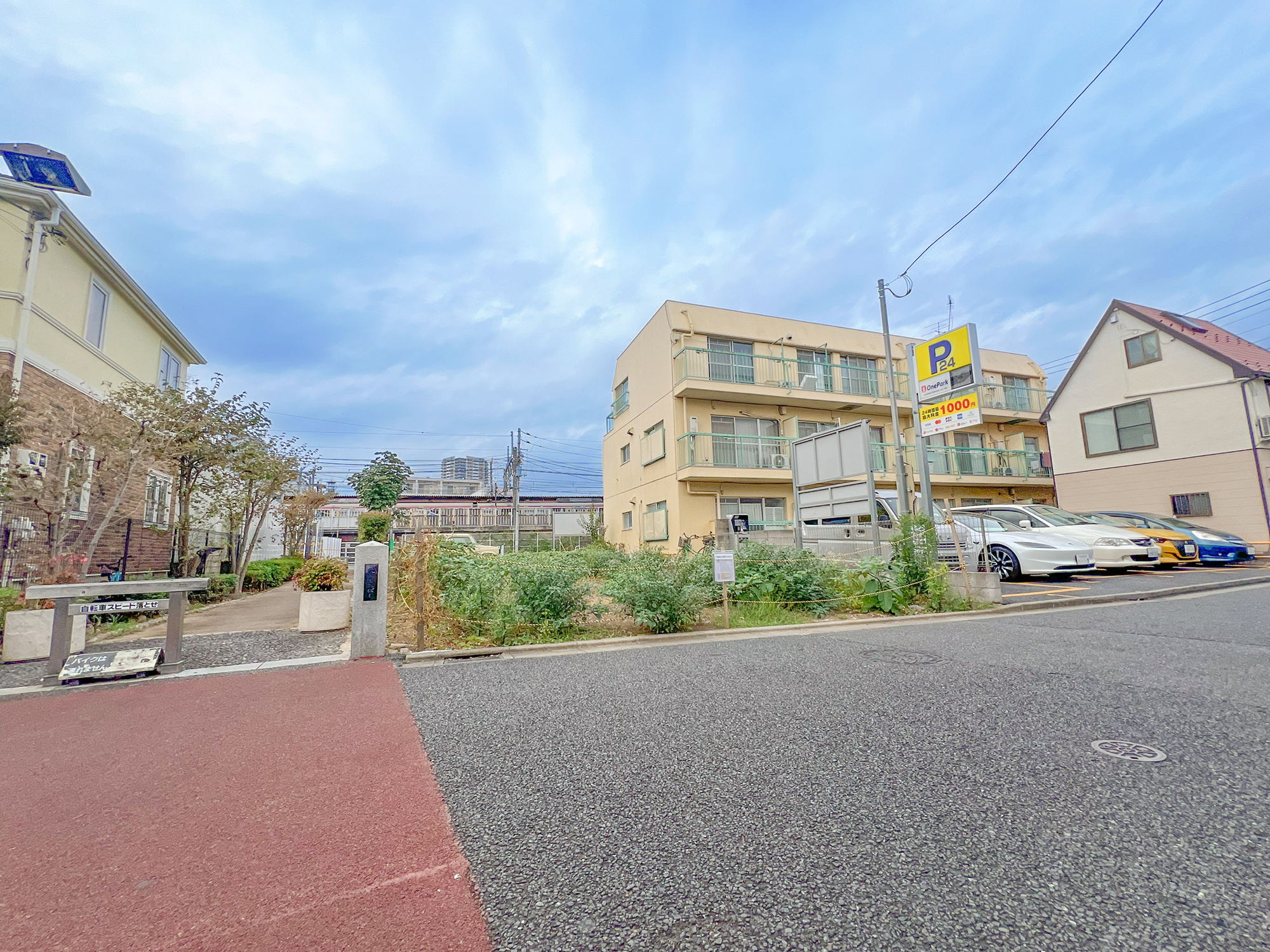 宅地分譲［世田谷区南烏山５丁目］の前面道路含む現地写真|現地写真（2026年10月撮影）