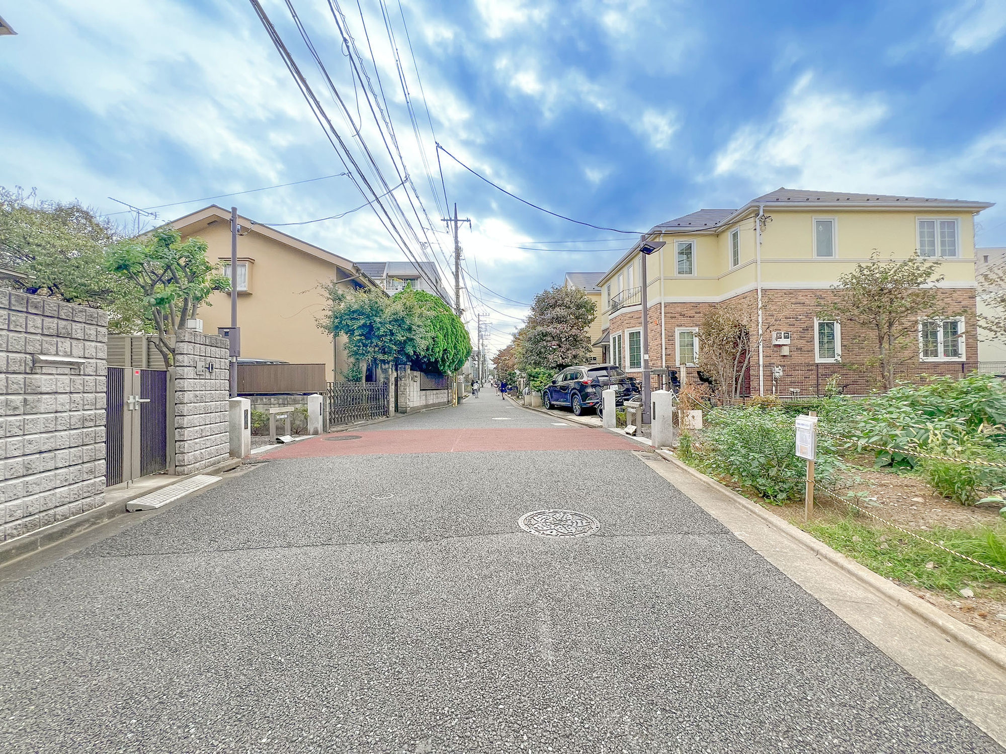 宅地分譲［世田谷区南烏山５丁目］の前面道路含む現地写真|現地写真（2026年10月撮影）
