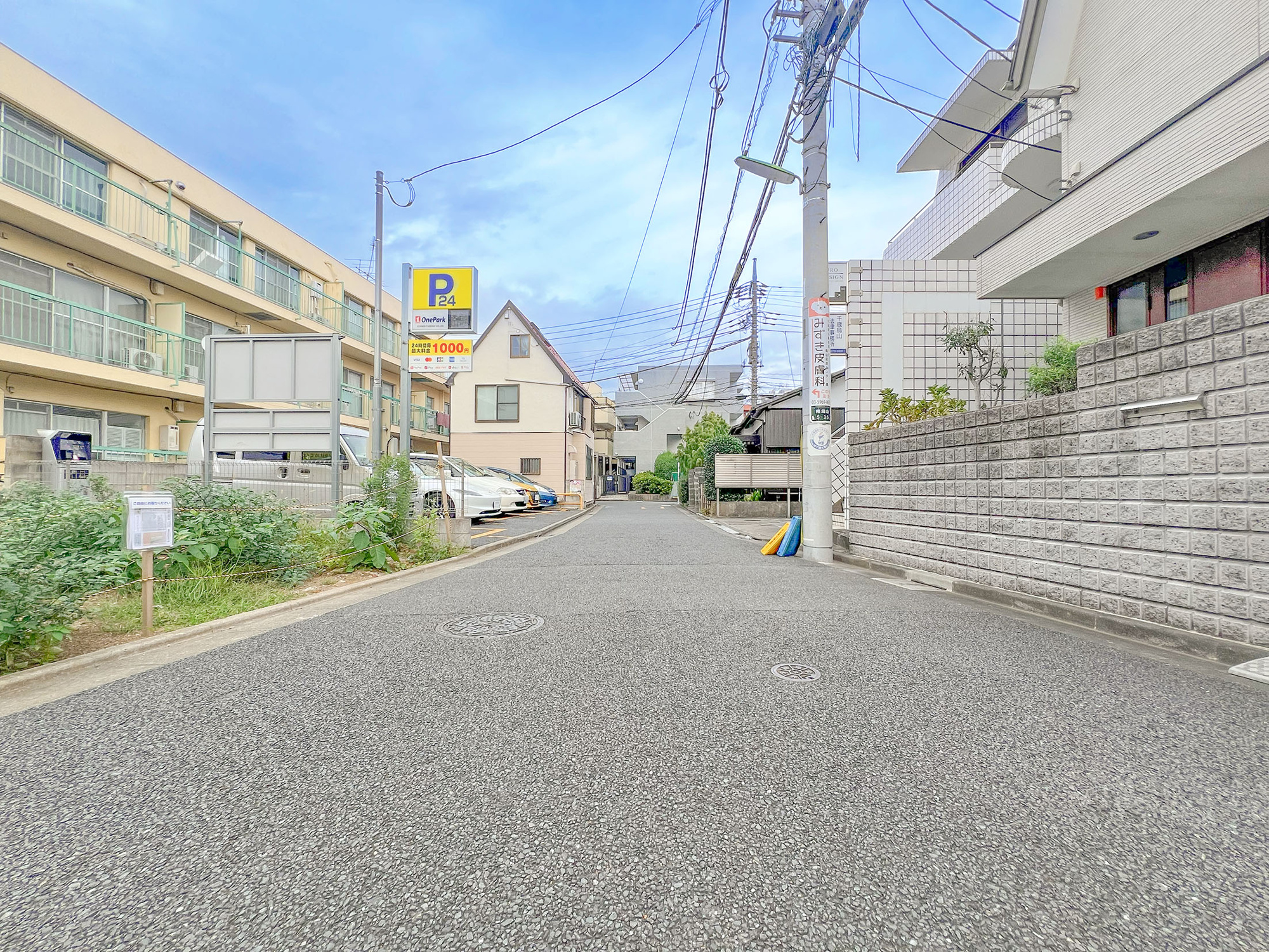宅地分譲［世田谷区南烏山５丁目］の前面道路含む現地写真|現地写真（2026年10月撮影）
