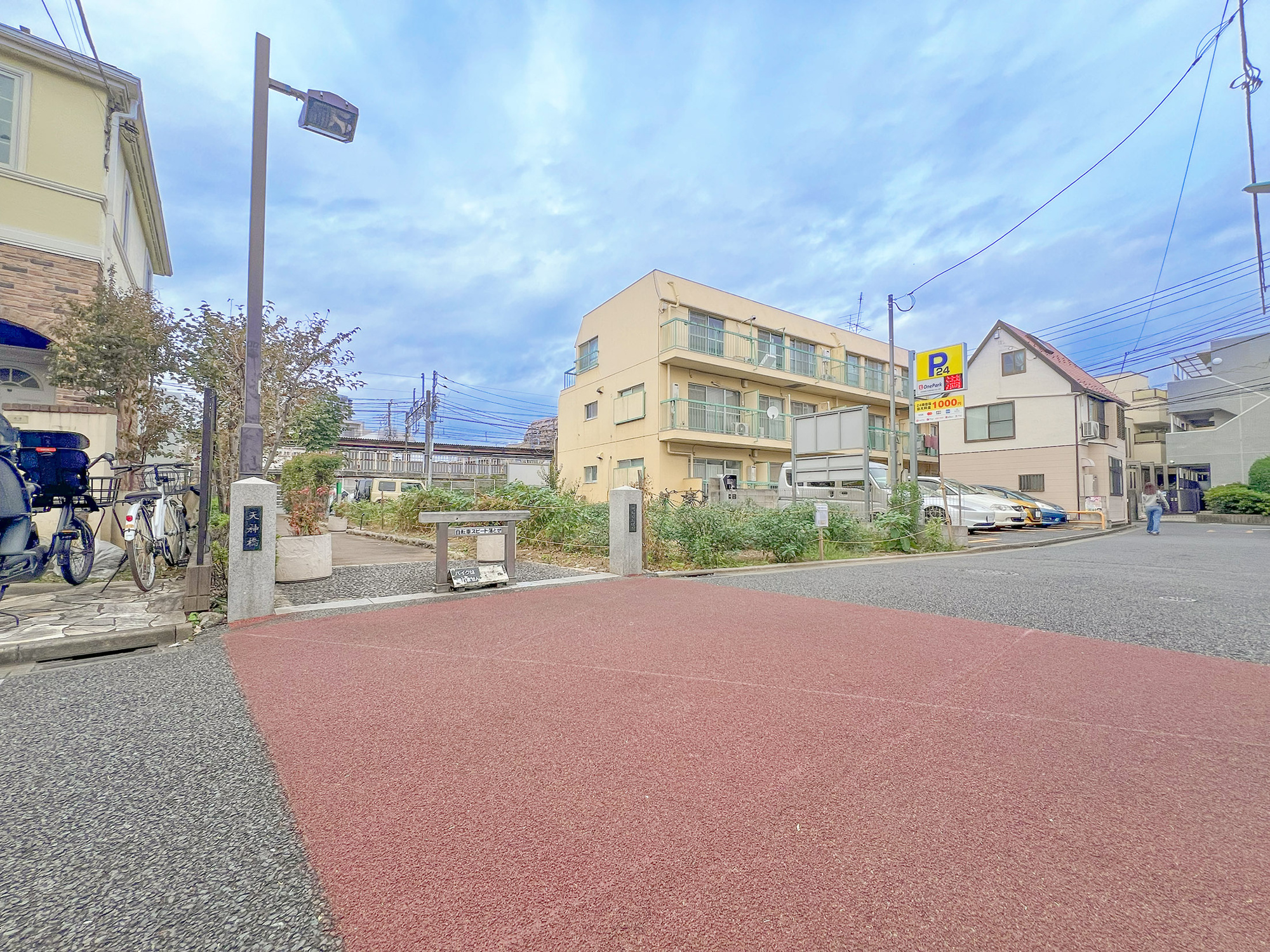 宅地分譲［世田谷区南烏山５丁目］の前面道路含む現地写真|現地写真（2026年10月撮影）