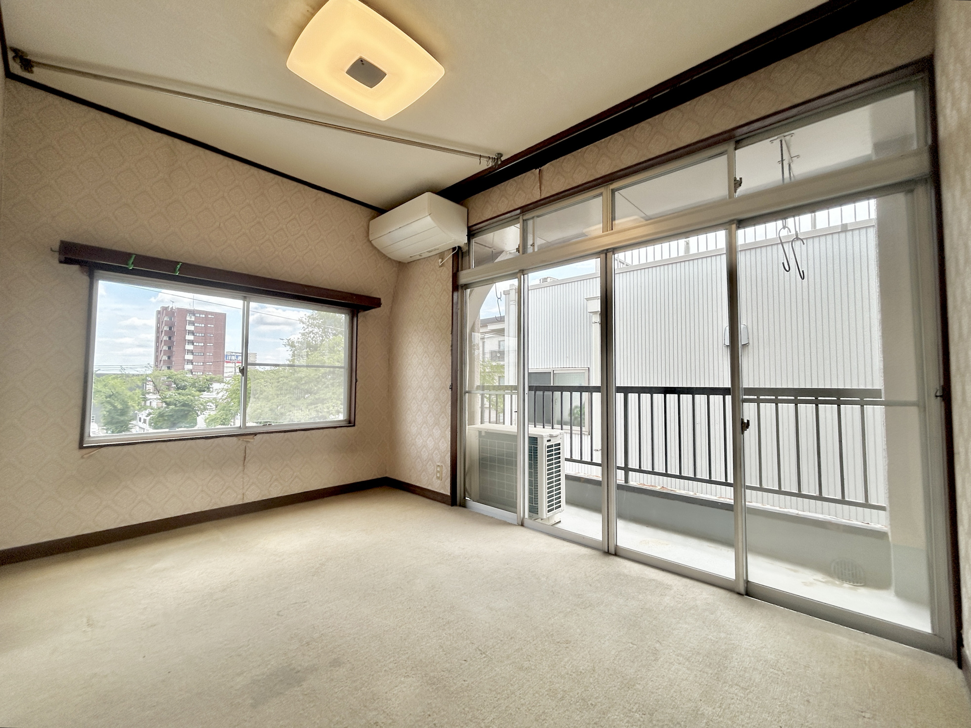 前橋市南町　中古物件の洋室|家族一人ひとりの大切なプライベート空間。趣味に合わせて使って頂けるようシンプルに仕上げてあります。