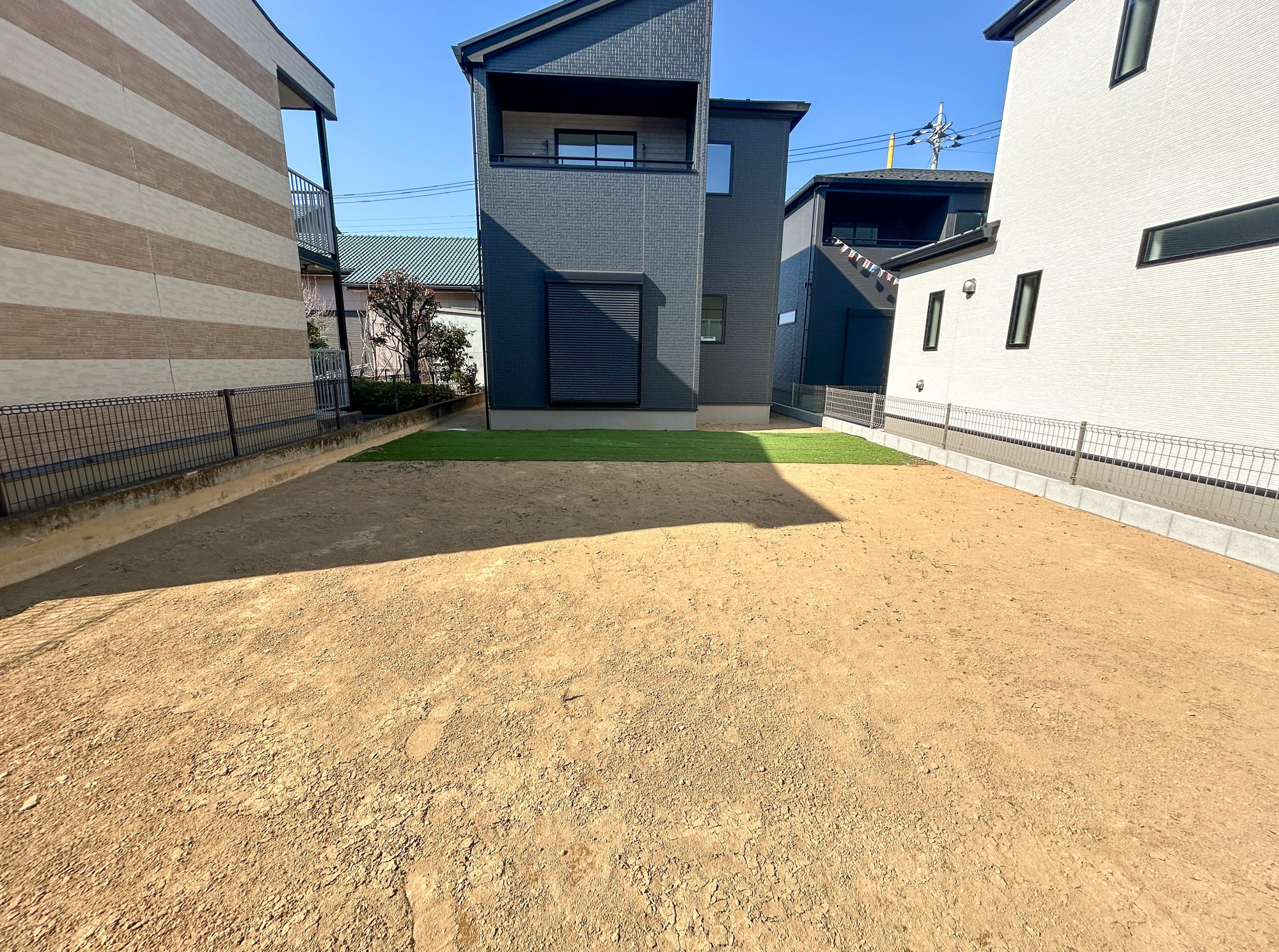 前橋市関根町　新築住宅全3棟の庭|お庭での家庭菜園・ガーデニングを通じて、お子様と一緒に育てていくと、思い出も増えていきそうですね♪
