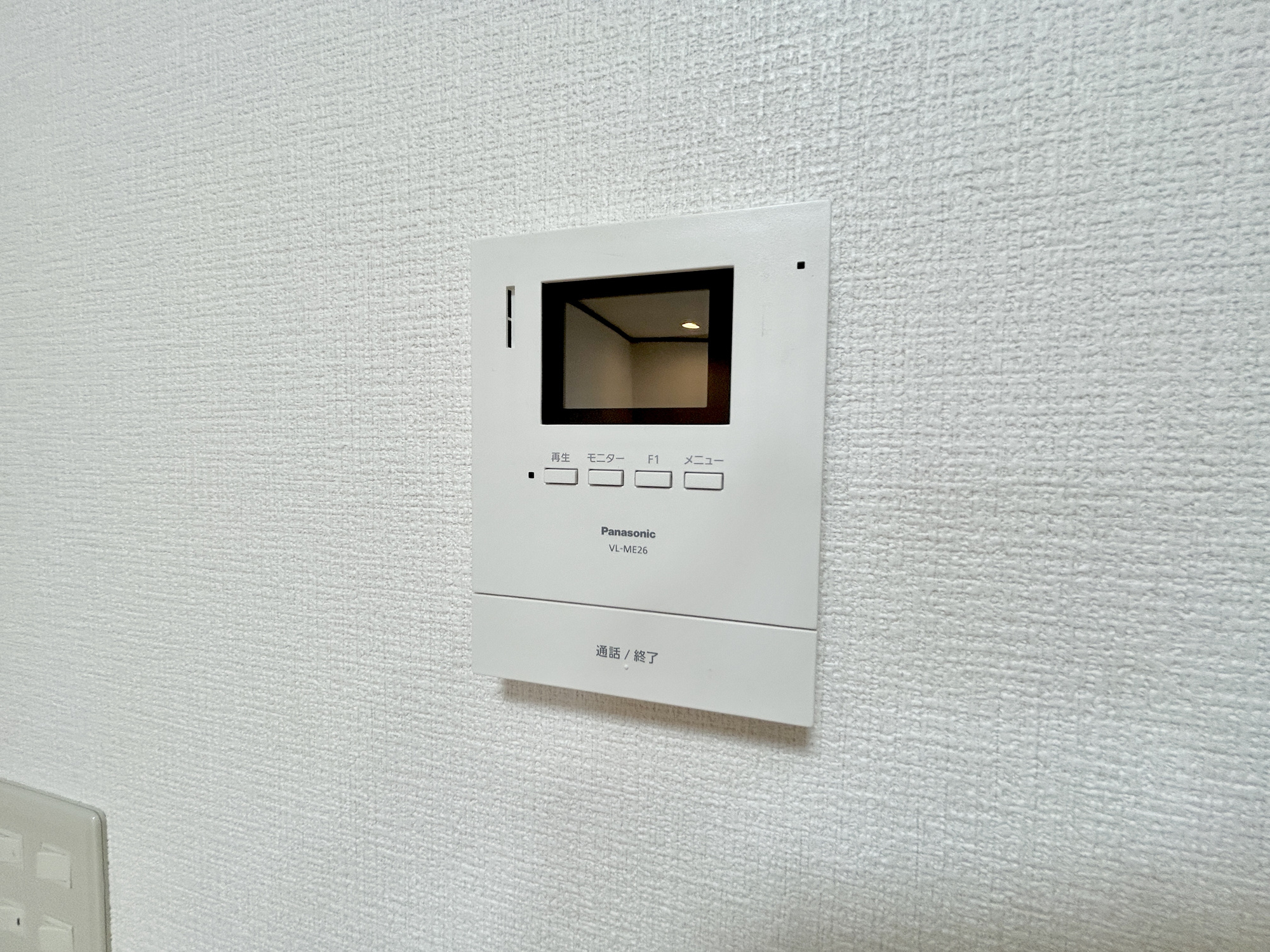 伊勢崎市連取町　中古物件のセキュリティ|TVモニタ付きのインターフォンには録画機能もあるので外出時誰が来たのか確認できます♪ 防犯機能も高く、今では必需品です！