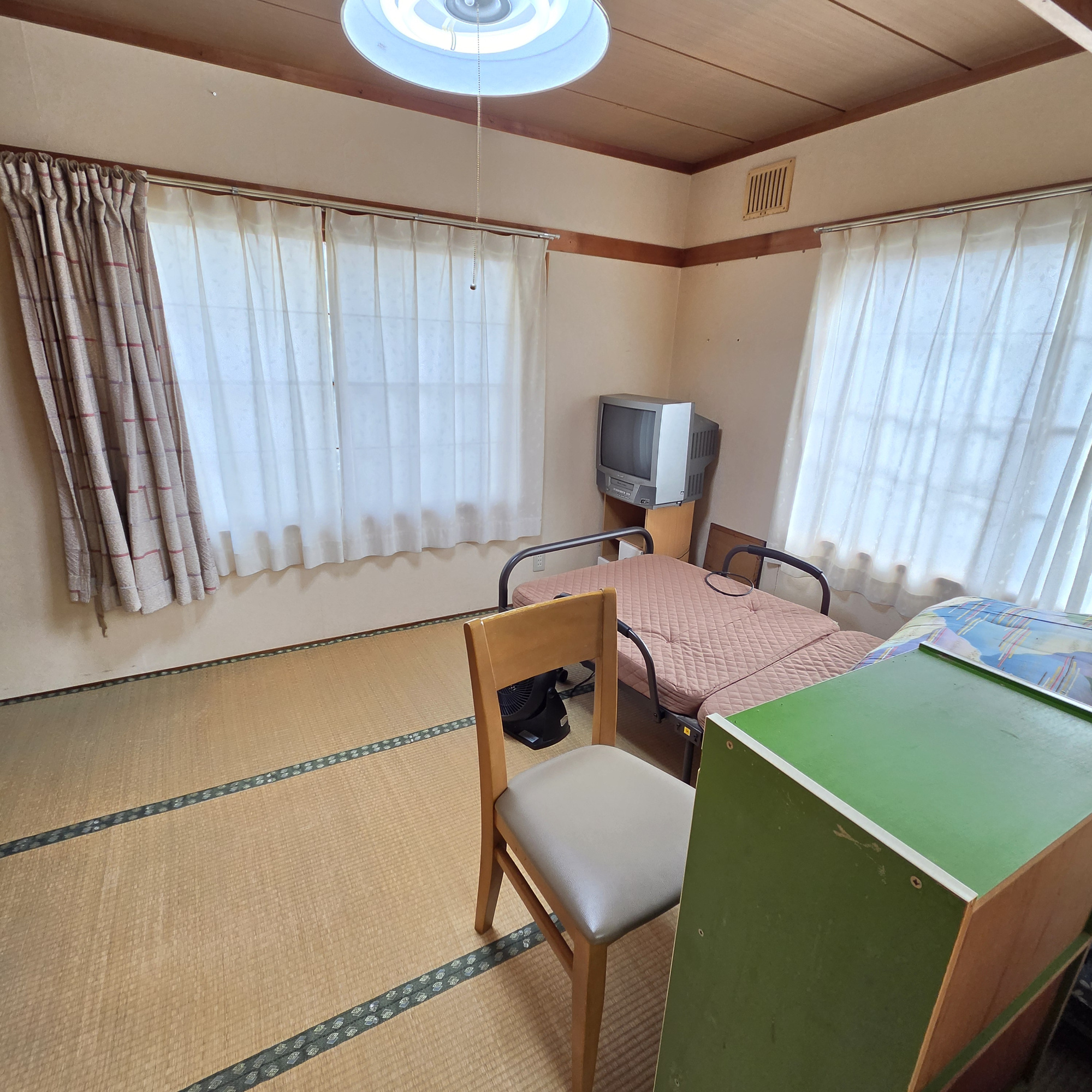 室蘭市日の出町2丁目6-1　中古住宅の和室